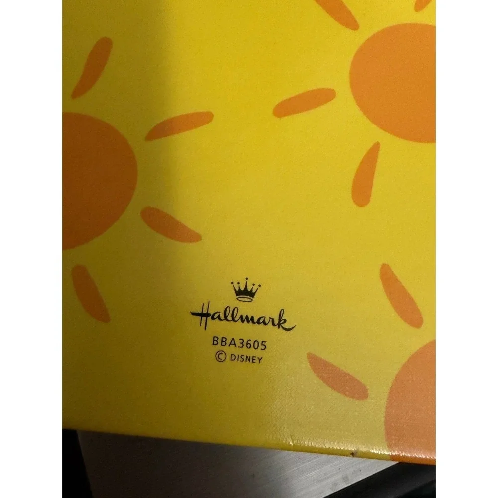 Hallmark Disney Winnie the Pooh Grandma's Show-and-Tell Photo Album BBA3605